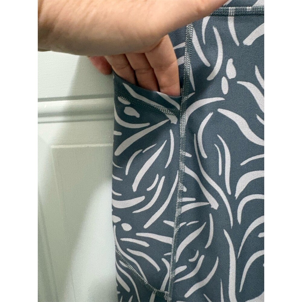Gilly Hicks Leggings Womens Size S Gray White Abstract Cropped High Rise - Picture 2 of 10